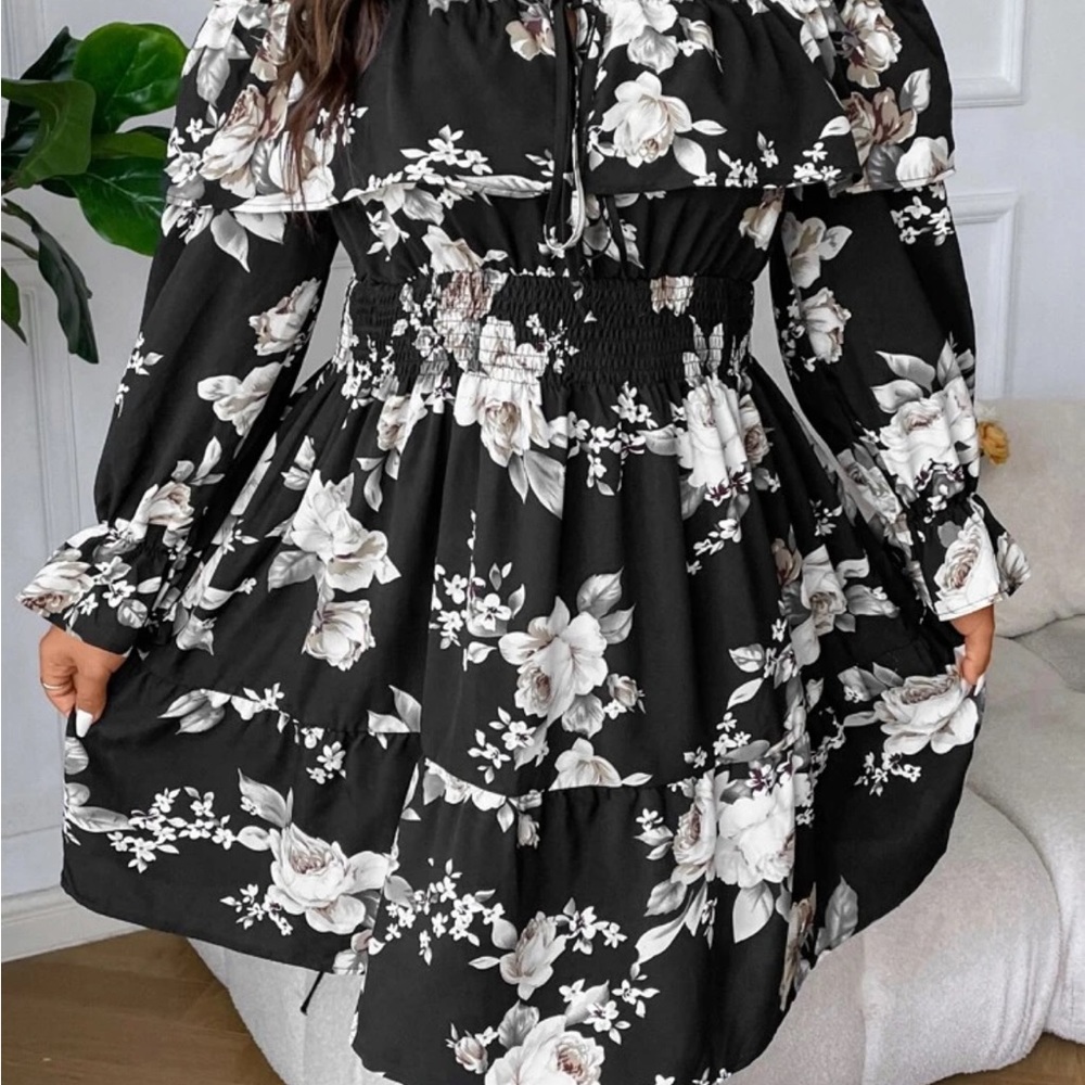 Shein Floral Print Cold Shoulder Flounce Sleeve Knot Front Dress - Picture 4 of 5